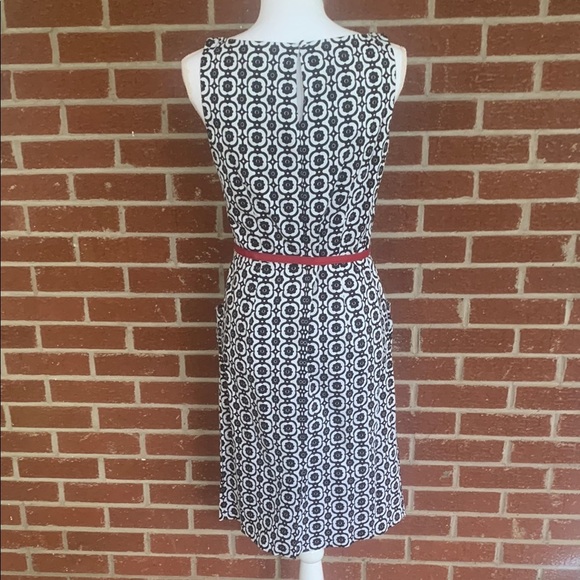 Nine West Elegant Black and White Patterned Dress with Red Belt - Picture 5 of 7